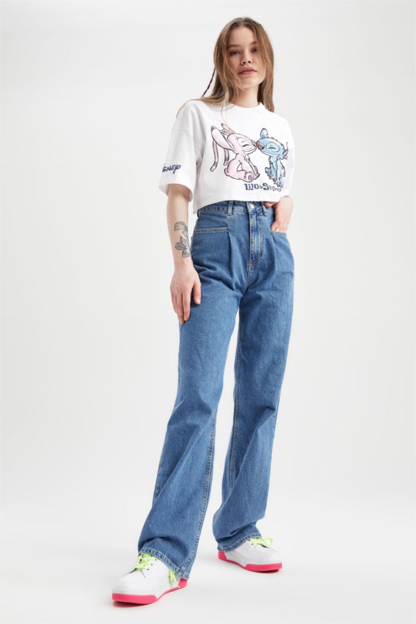 WOMAN White Oversize Fit Short Sleeve T-Shirt