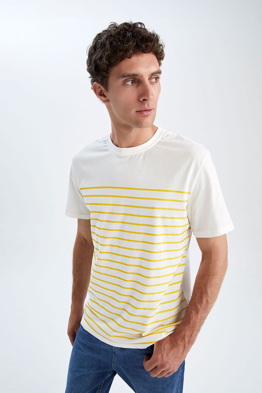 MAN Yellow New Regular Fit Short Sleeve T-Shirt