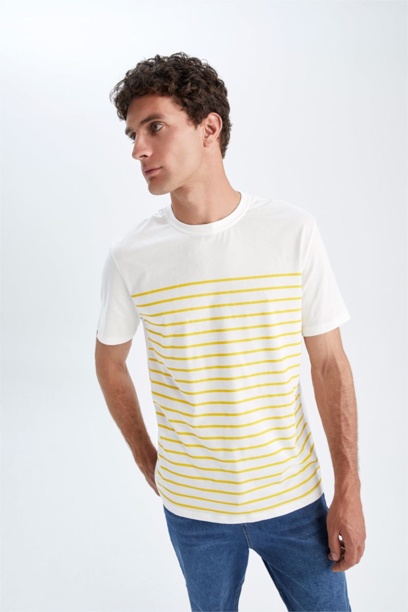 MAN Yellow New Regular Fit Short Sleeve T-Shirt