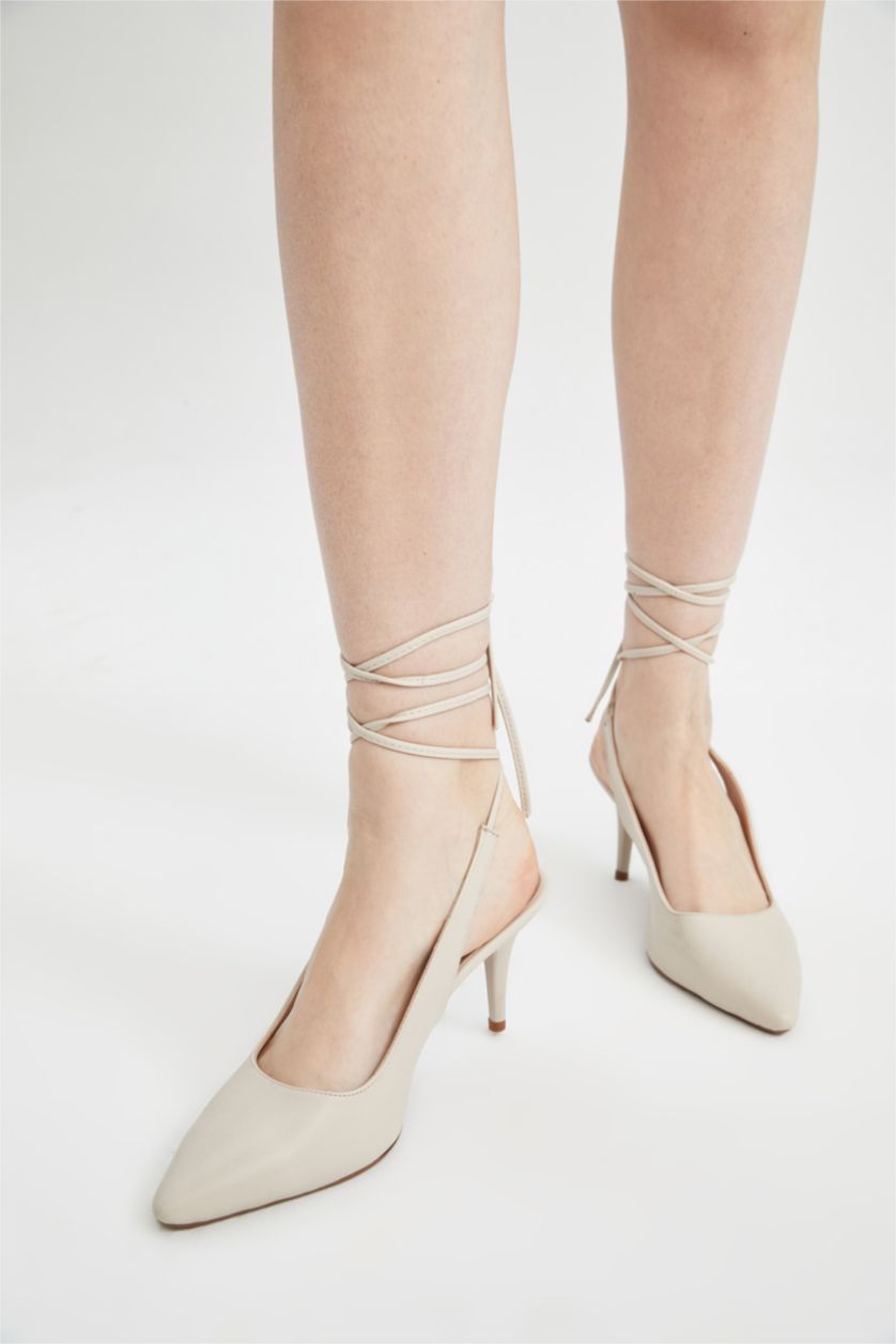 نساء بيج حذاء نسائي بكعب جلد صناعي برباط وكعب عالي