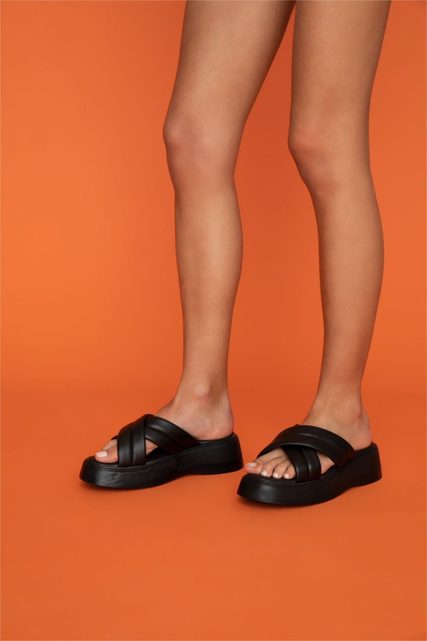 Woman Black Women High Sole Faux Leather Slippers