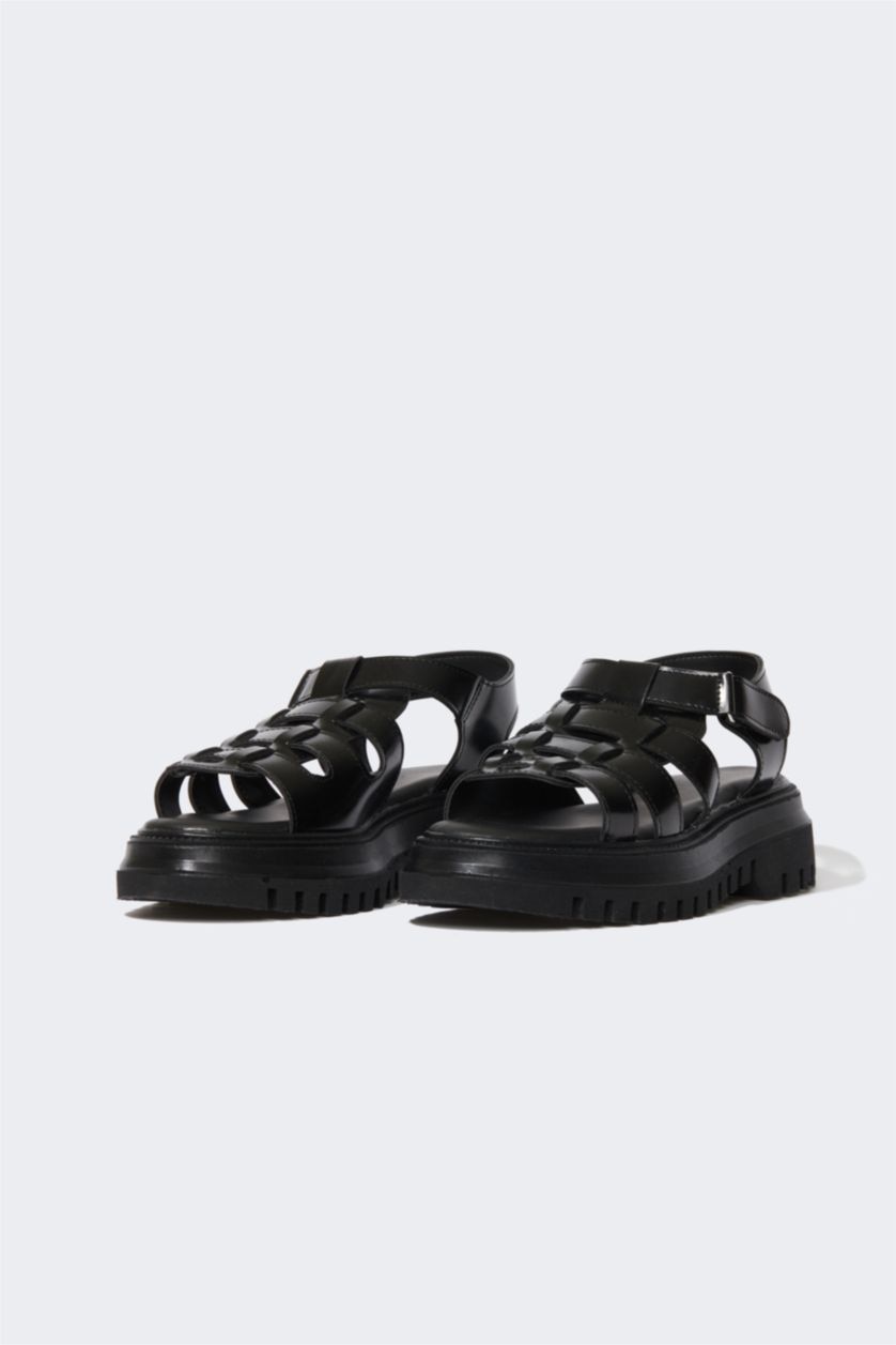 Kadın Siyah Kadın Bağcıklı Kalın Taban Suni Deri Sandalet