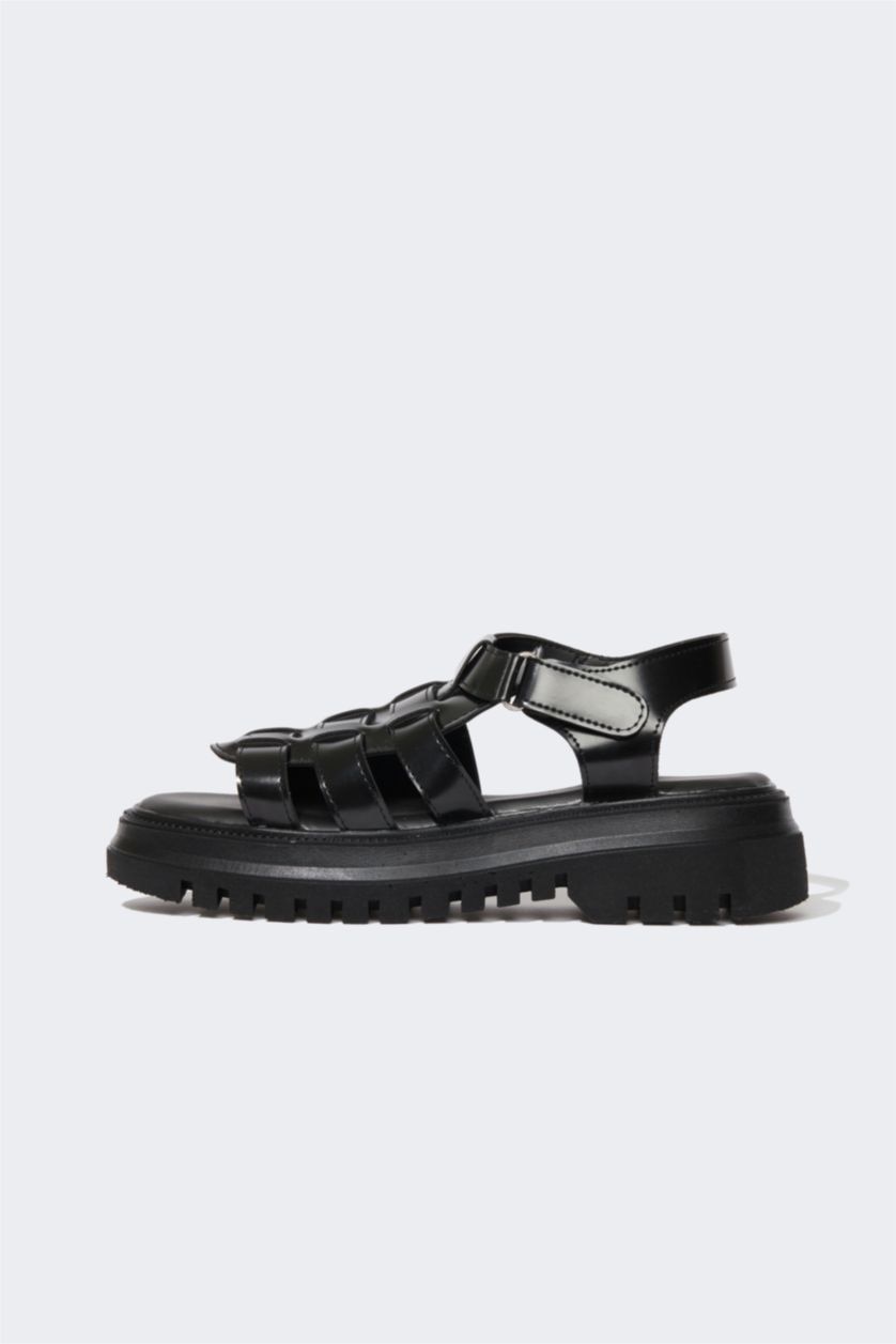 Kadın Siyah Kadın Bağcıklı Kalın Taban Suni Deri Sandalet