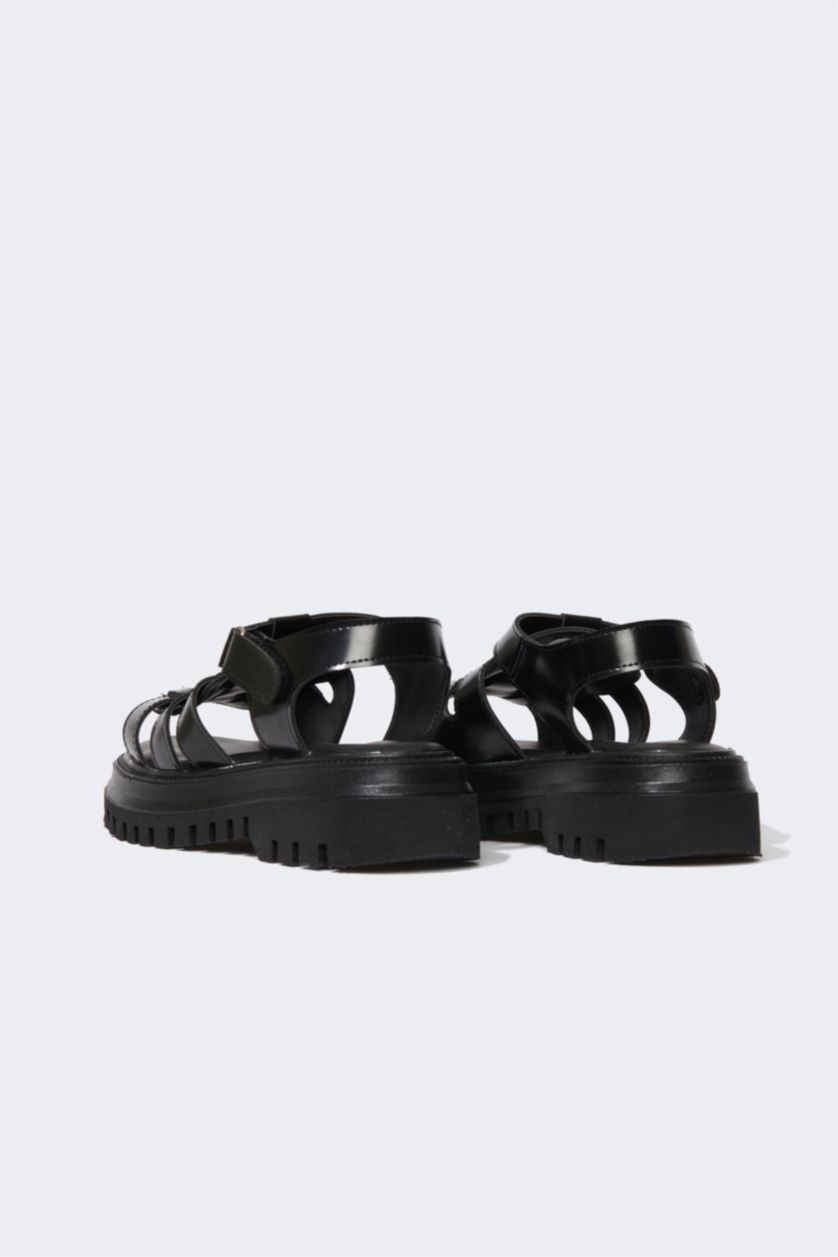 Kadın Siyah Kadın Bağcıklı Kalın Taban Suni Deri Sandalet