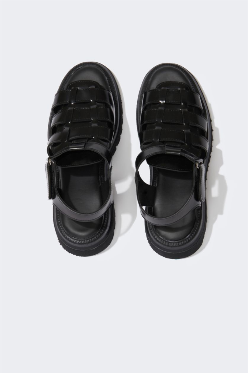 Kadın Siyah Kadın Bağcıklı Kalın Taban Suni Deri Sandalet