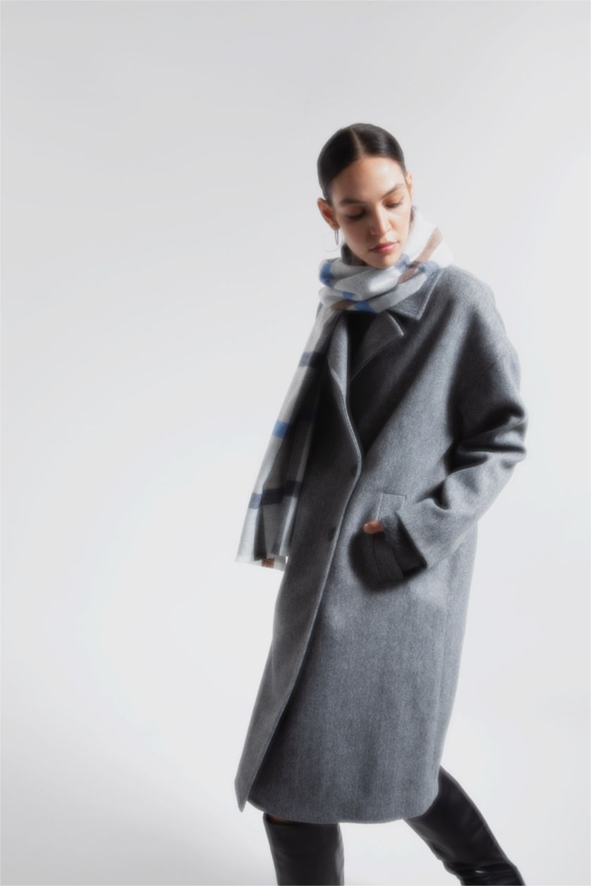 Kadın Antrasit Oversize Geniş Kalıp Kruvaze Yaka Düğme Kapamalı Cepli Uzun Kaşe Kaban