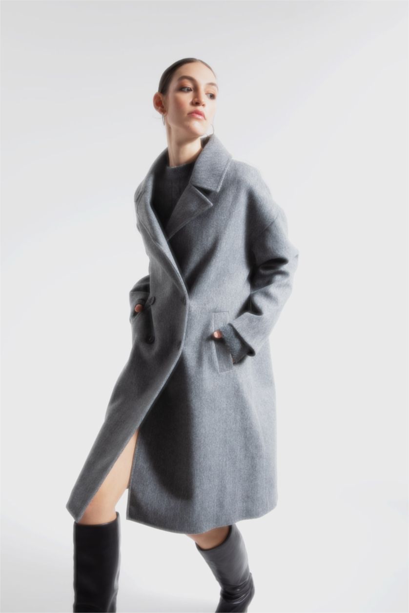 Kadın Antrasit Oversize Geniş Kalıp Kruvaze Yaka Düğme Kapamalı Cepli Uzun Kaşe Kaban