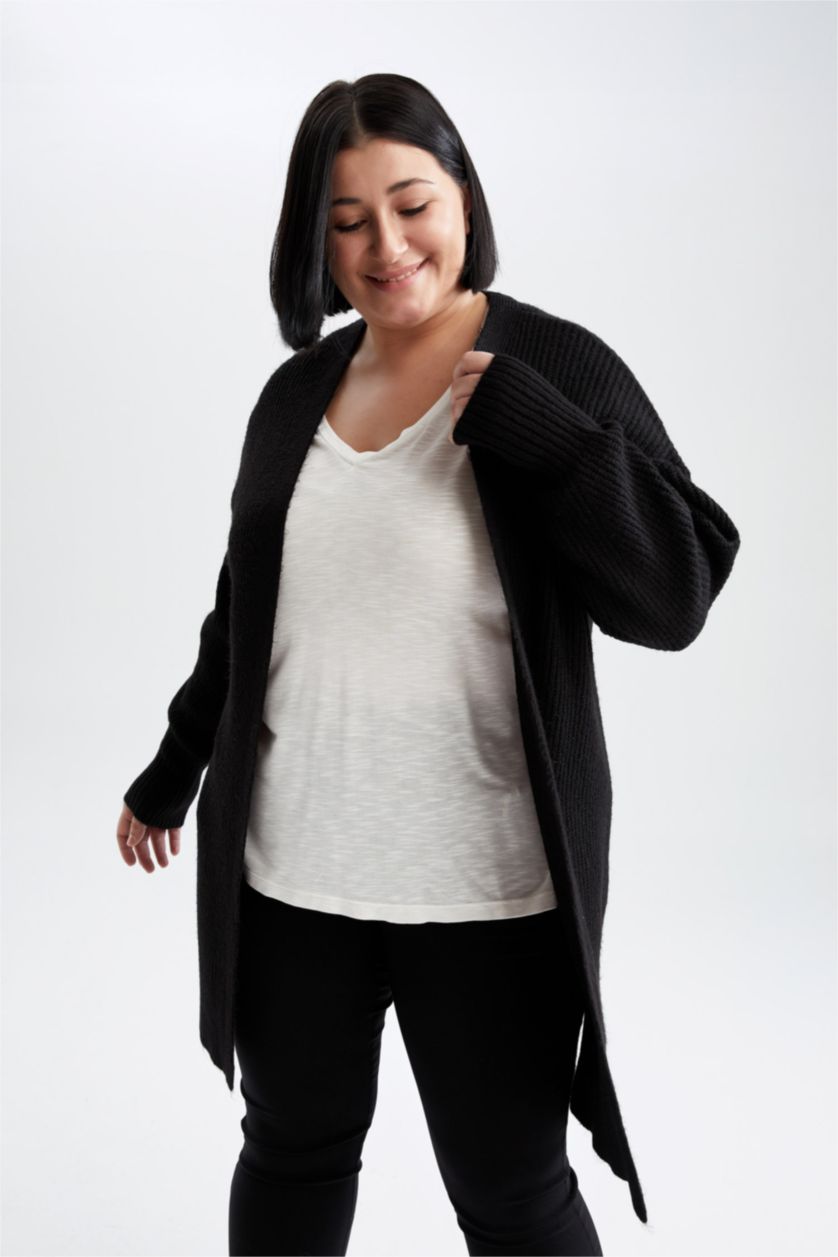 FEMME Noir Cardigan boutonné en maille à col en V coupe classique DF Plus