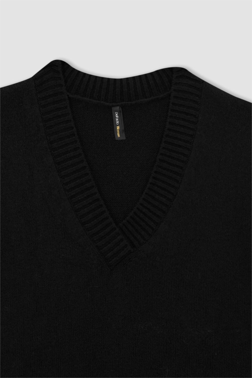 WOMAN Black DF Plus Plus Size Regular Fit V Neck Knitwear Sweater