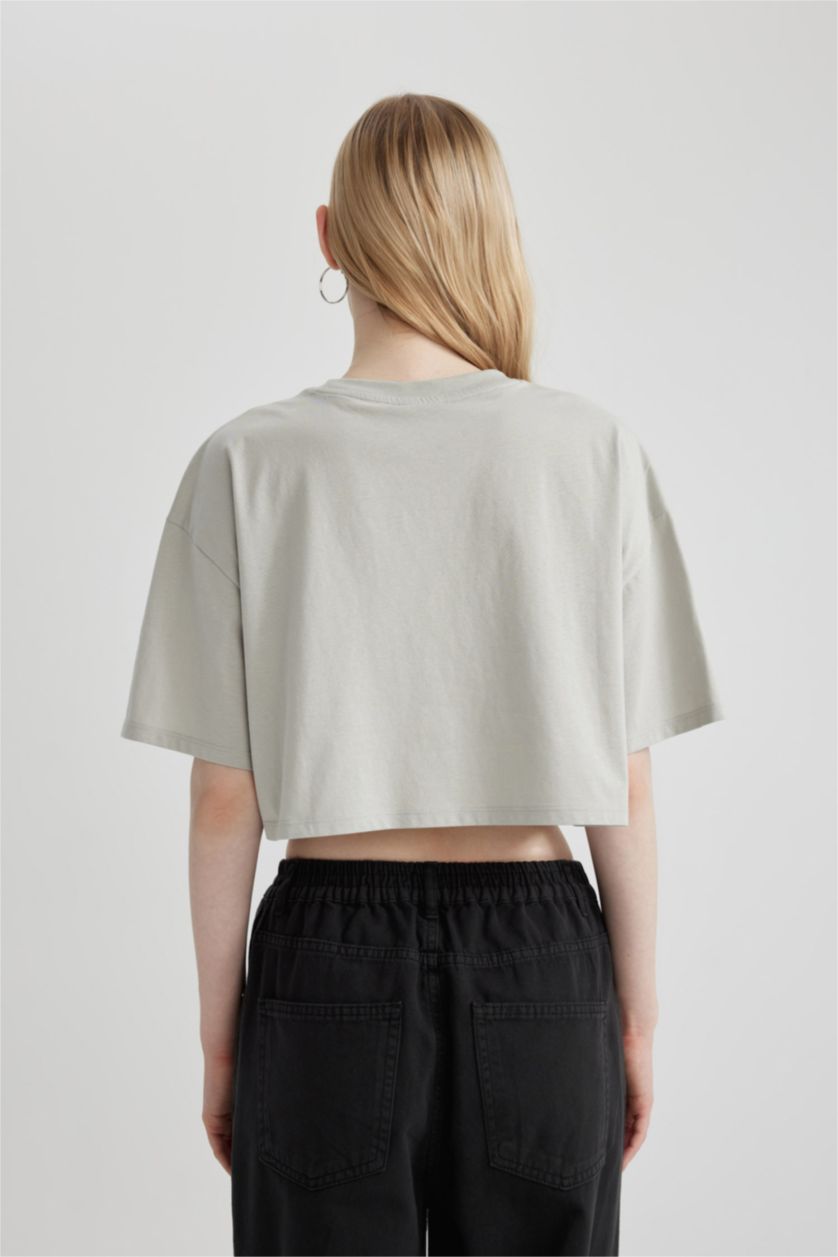 Woman Light Grey Loose Fit Short Sleeve T-Shirt