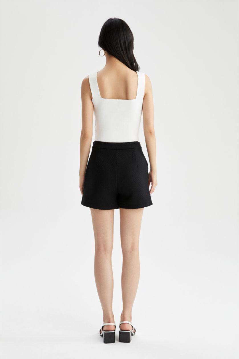 Kadın Siyah Tweed Dokulu Mini Şort Etek