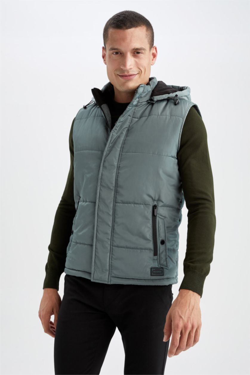 Erkek Yeşil Regular Fıt Kapüşonlu Yelek