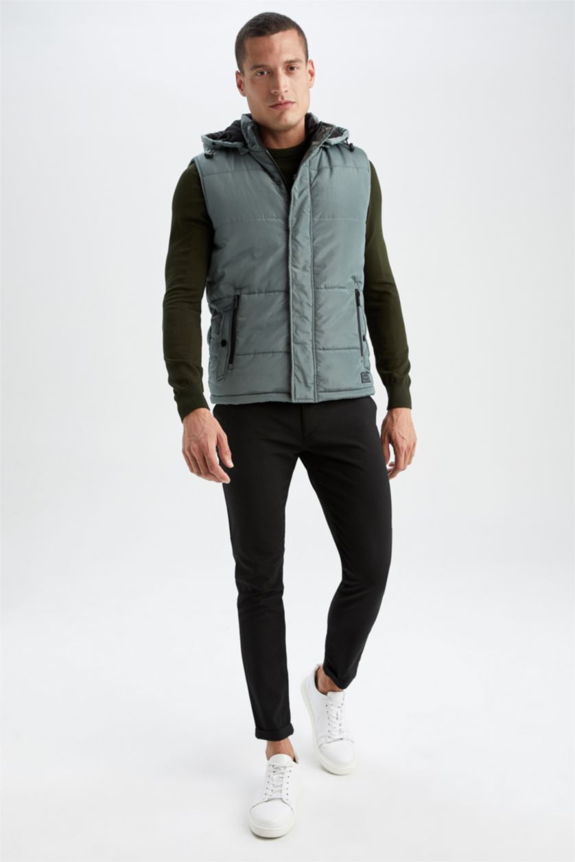 Erkek Yeşil Regular Fıt Kapüşonlu Yelek