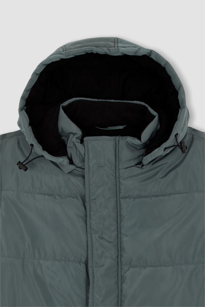 Erkek Yeşil Regular Fıt Kapüşonlu Yelek