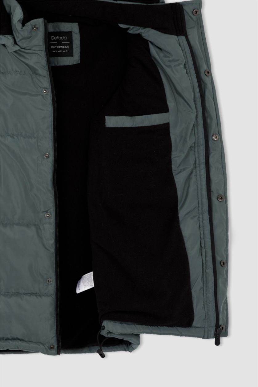 Erkek Yeşil Regular Fıt Kapüşonlu Yelek