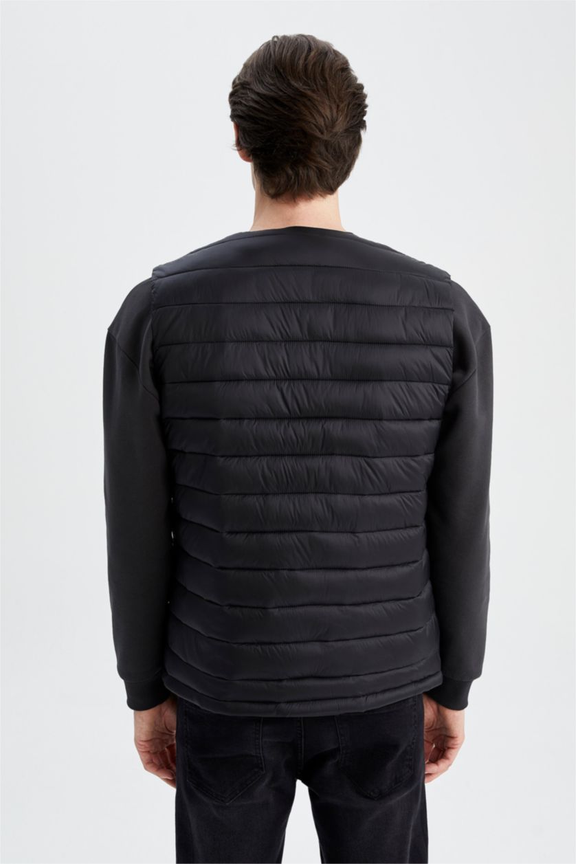 Erkek Siyah Su İtici V Yaka Çıtçıt Kapamalı Mevsimlik Hafif İnce Şişme Yelek