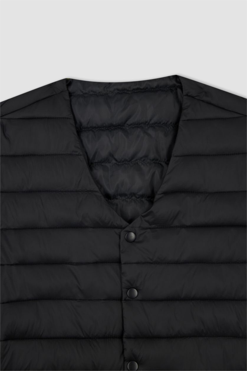 Erkek Siyah Su İtici V Yaka Çıtçıt Kapamalı Mevsimlik Hafif İnce Şişme Yelek