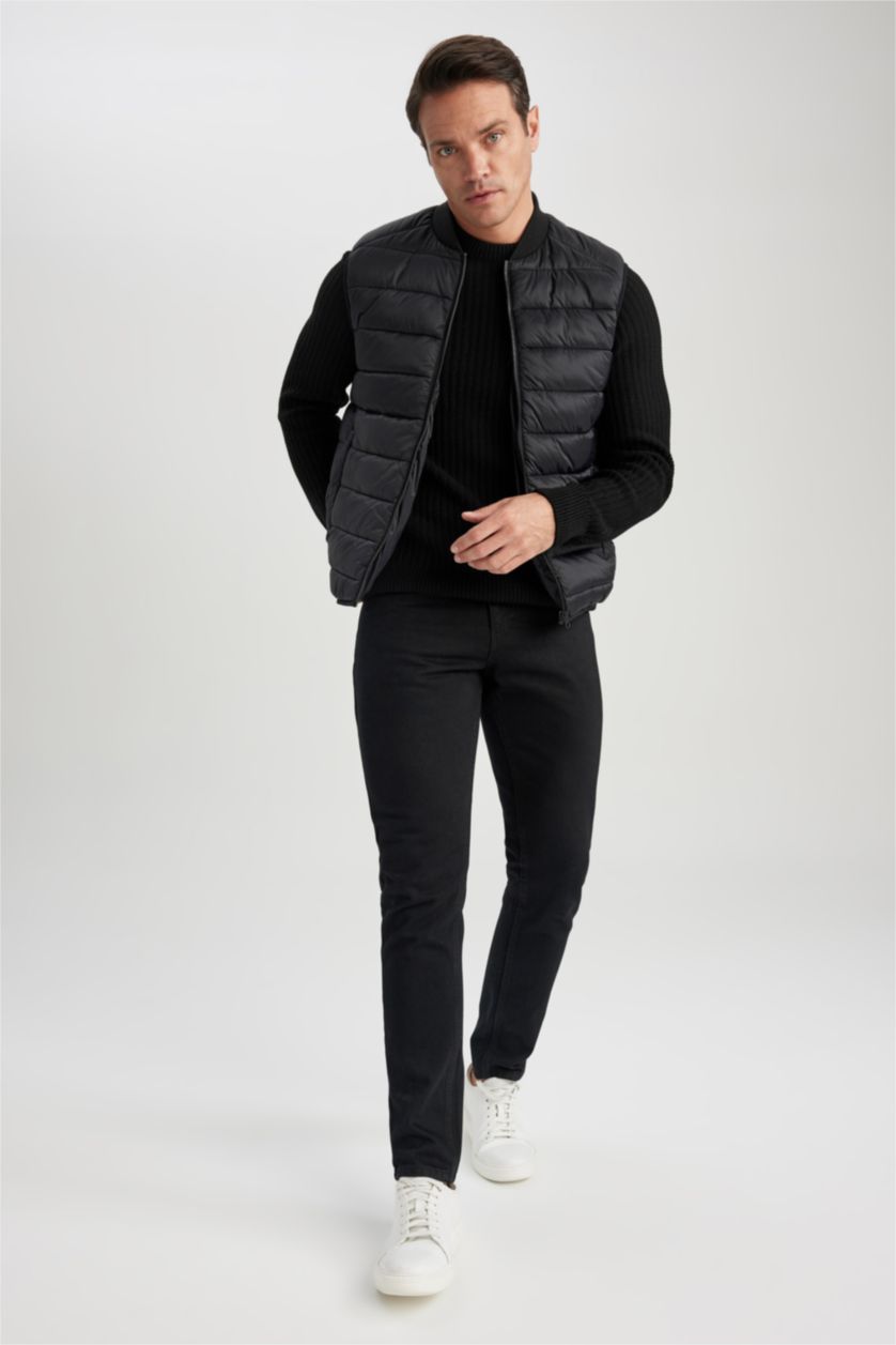 HOMME Noir Gilet Léger À La Coupe Ajustée Et İmperméable