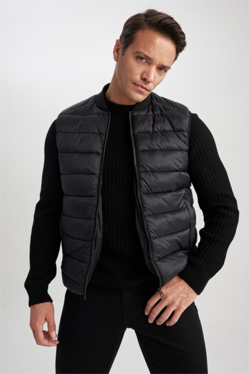 HOMME Noir Gilet Léger À La Coupe Ajustée Et İmperméable