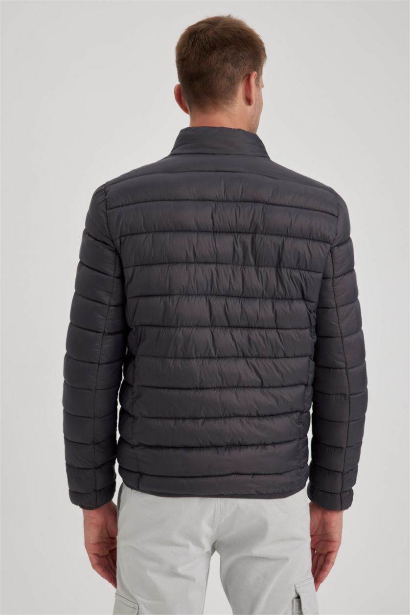 Erkek Antrasit Rüzgar Geçirmez Su İtici Slim Fit Fermuar Kapamalı Cepli Mevsimlik Hafif Şişme Mont