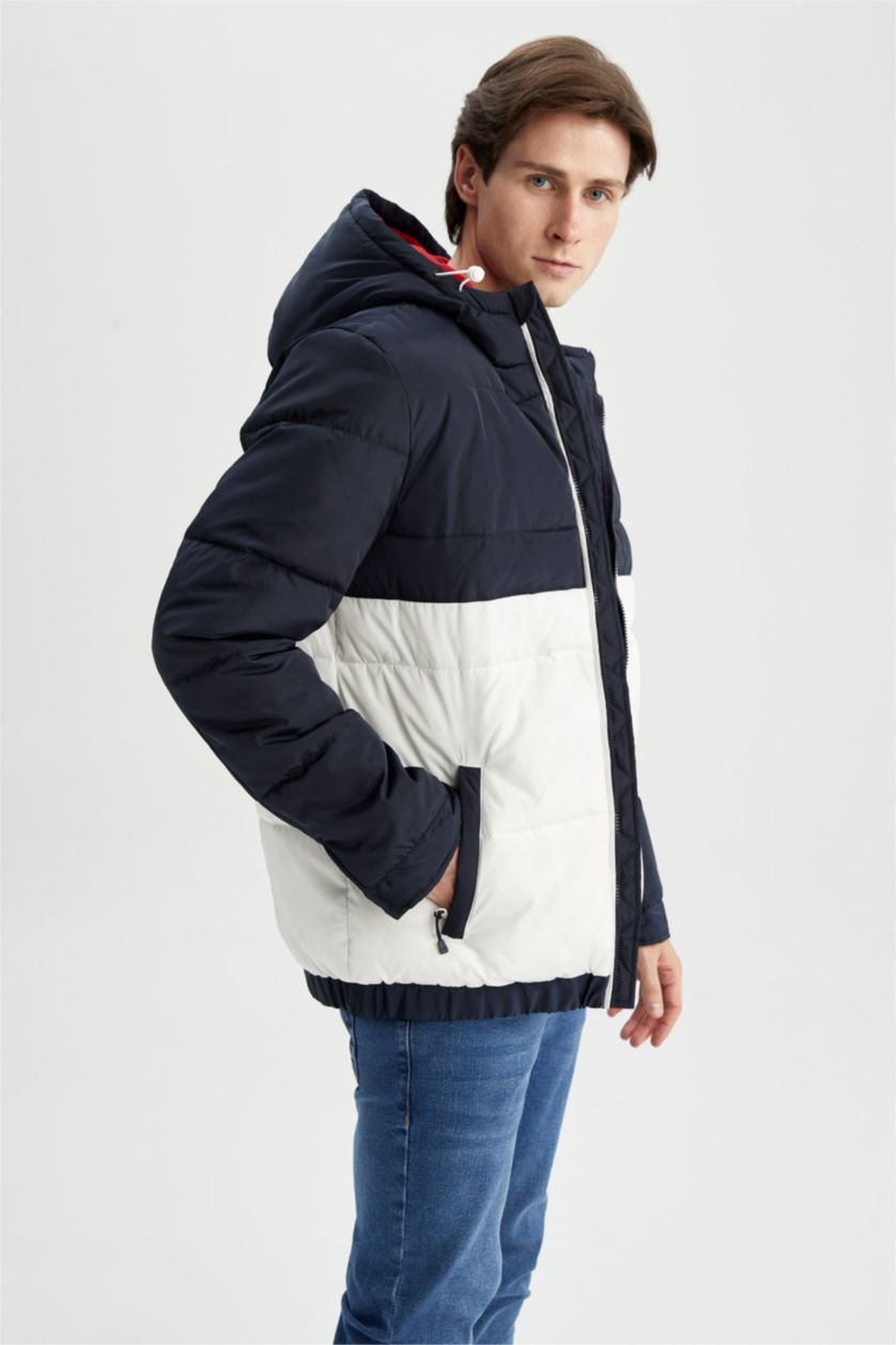 Erkek Lacivert Rüzgar Geçirmez Su İtici Slim Fit Kapüşonlu Suni Kürklü Mont