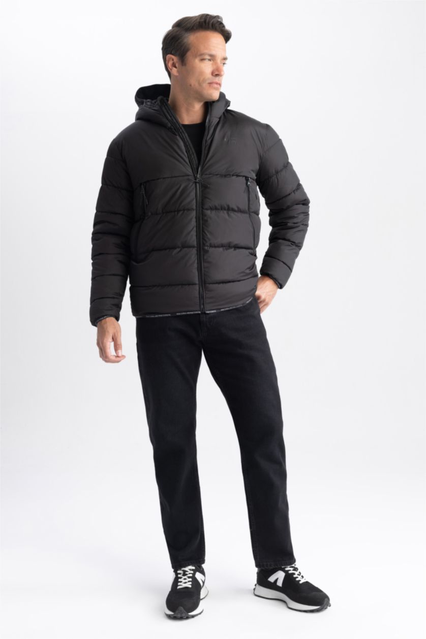 MAN Black Water Repellent Zipper Puffer Jacket