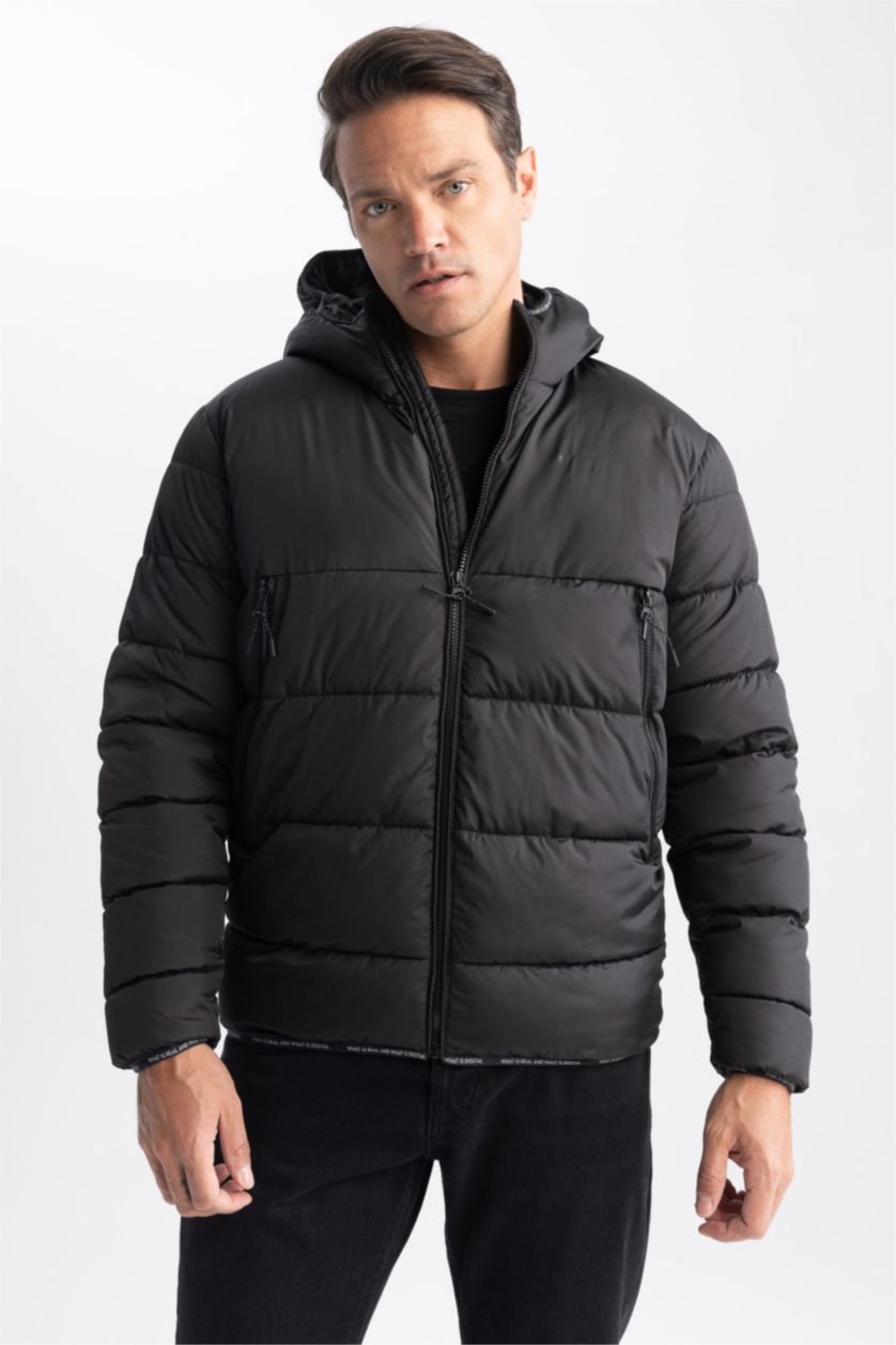 MAN Black Water Repellent Zipper Puffer Jacket