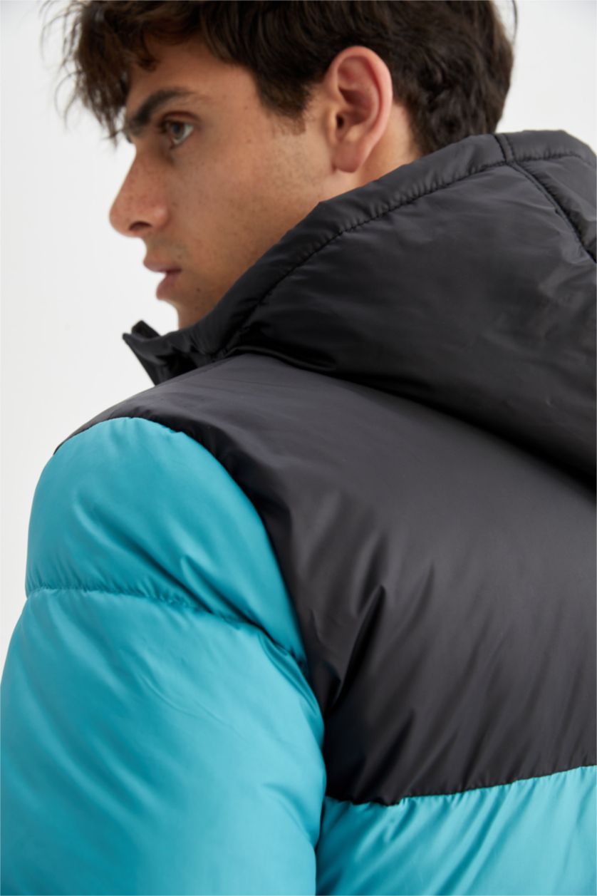 رجال أكوا قمصلة بقصة عادية وتر بروف