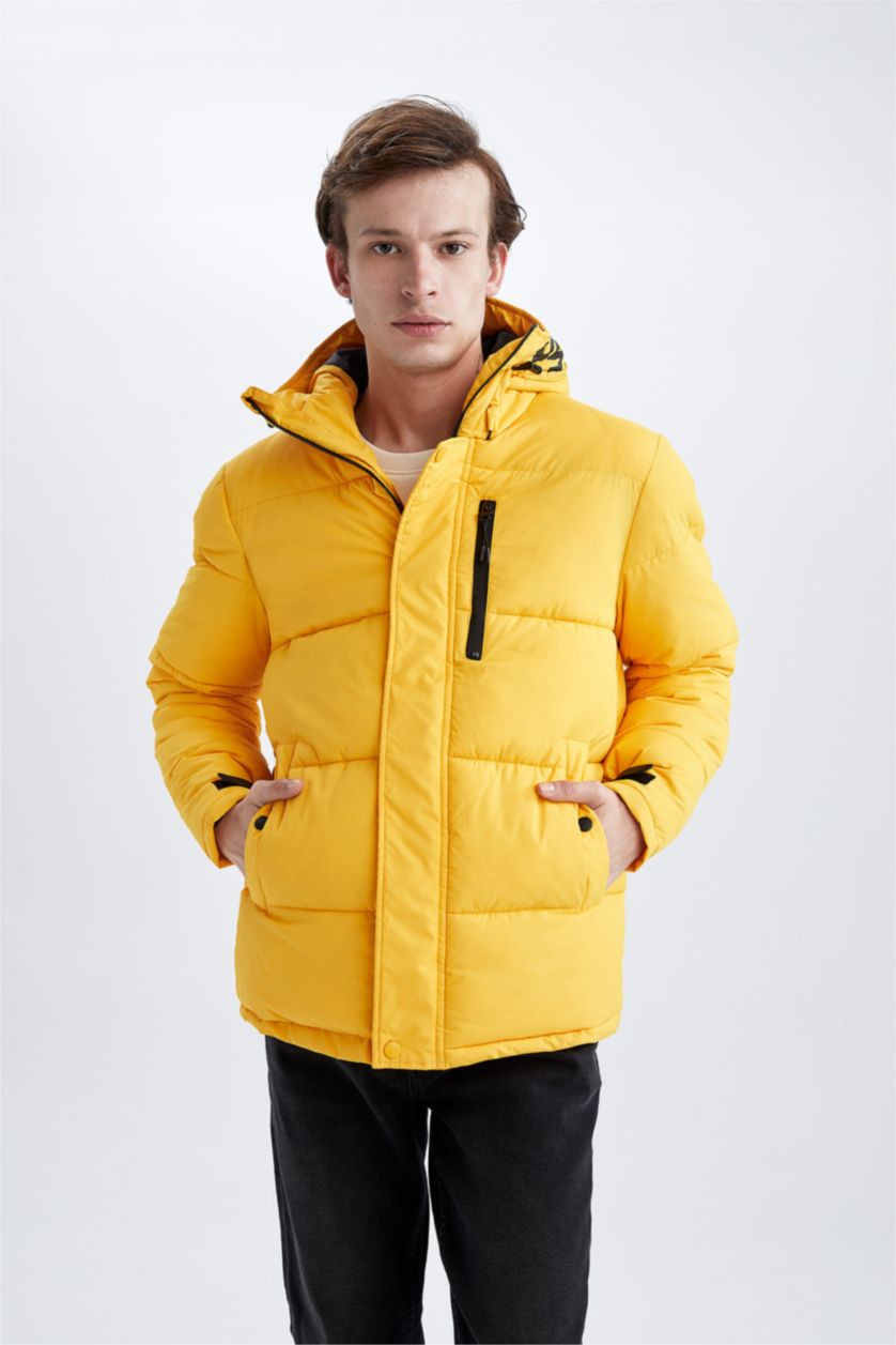 رجالي أصفر جاكيت بامب قصة عادية بكابيشون عازل للحرارة