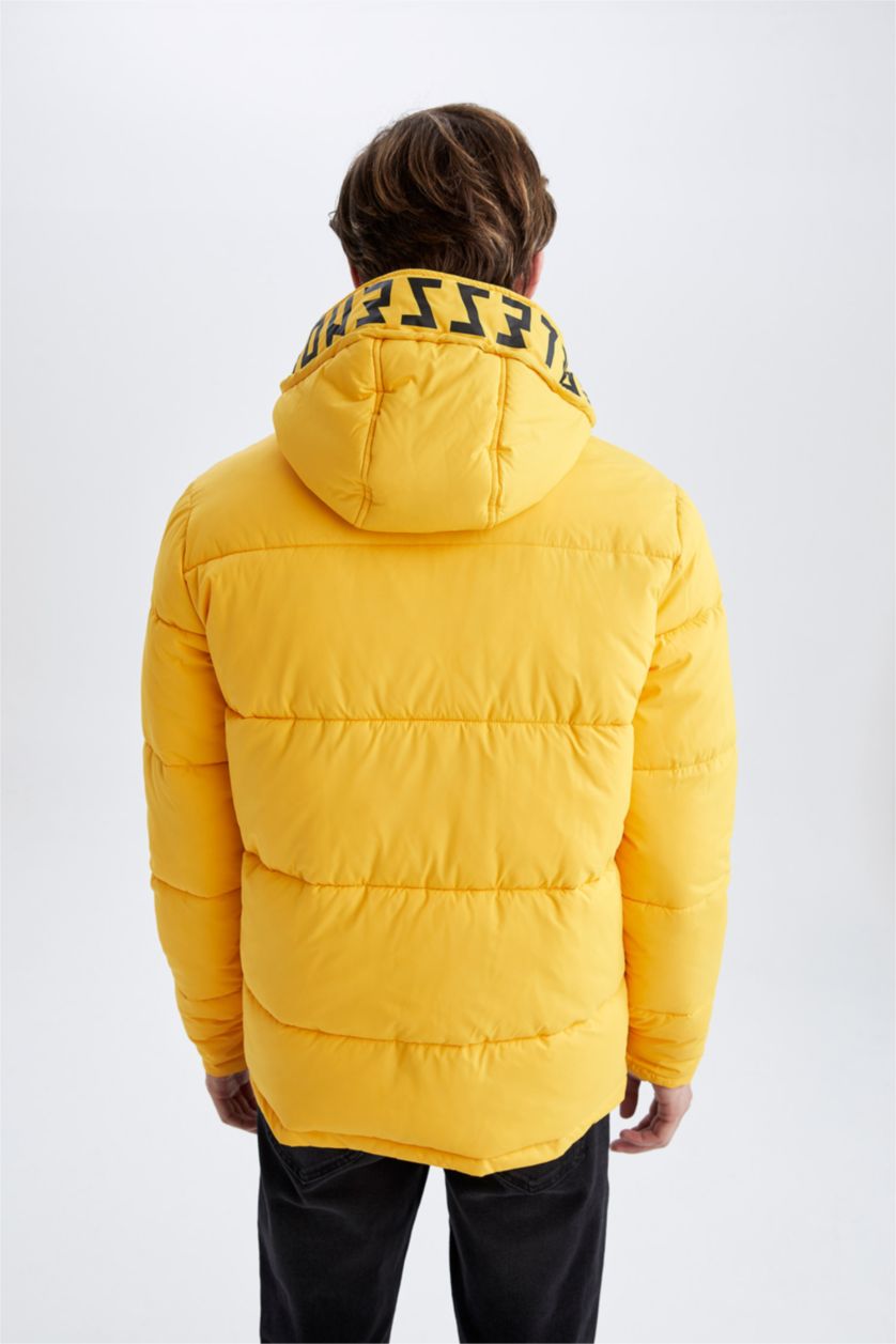 رجالي أصفر جاكيت بامب قصة عادية بكابيشون عازل للحرارة