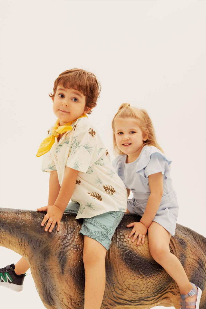 GARÇONS Écru Chemise à manches courtes en popeline à col polo et coupe standard pour garçon