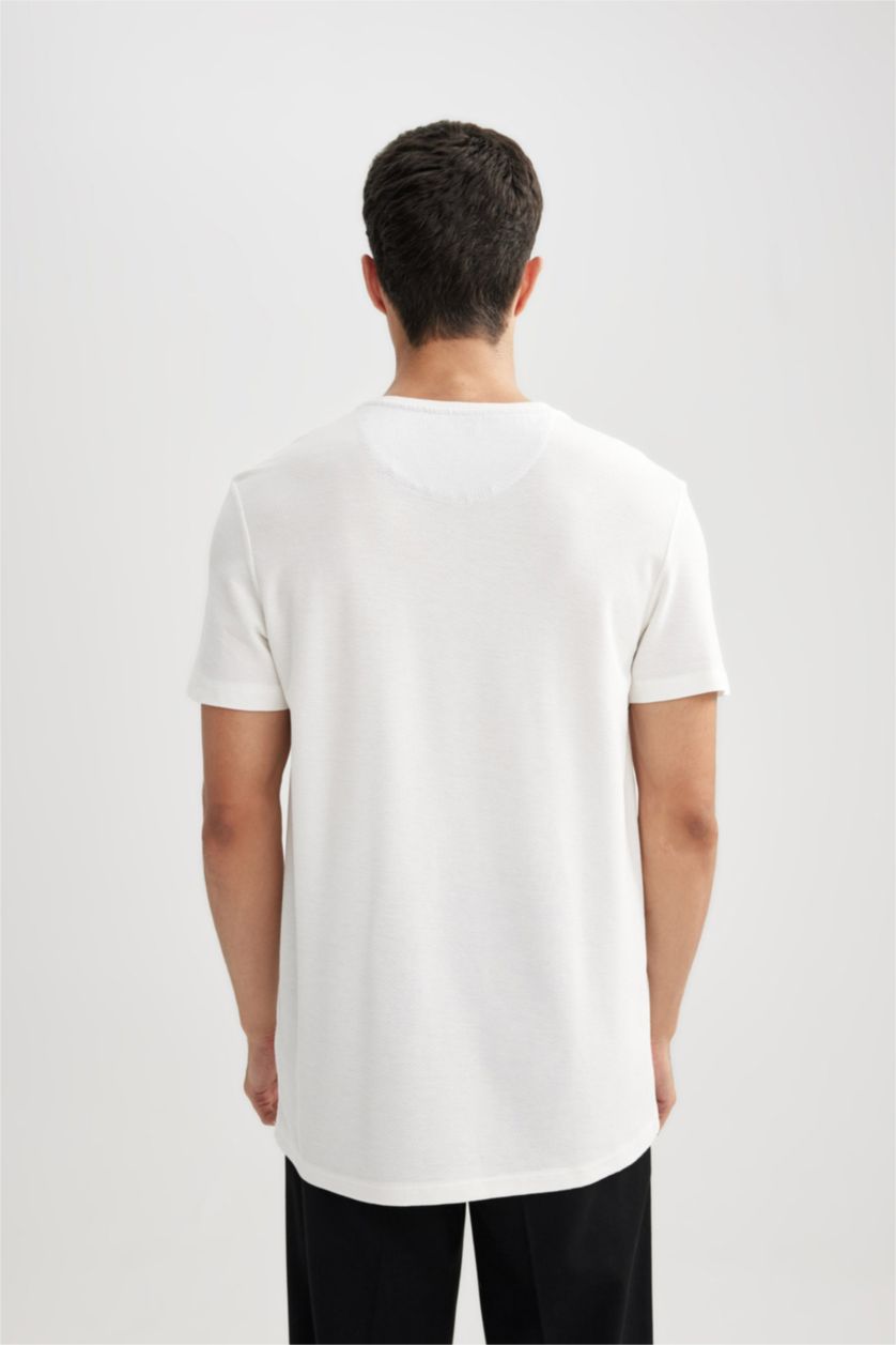 رجال أبيض تي شيرت مودرن فيت بياقة مستديرة