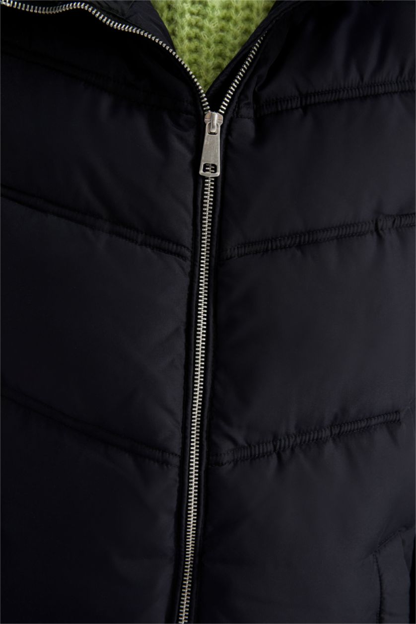 Kadın Siyah Relax Fıt Kapüşonlu Parka