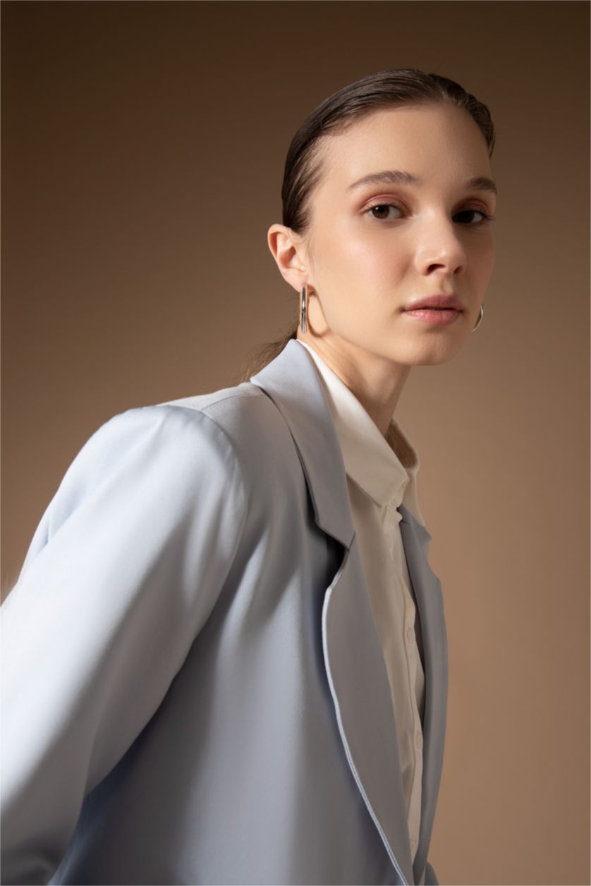 WOMAN Blue Jacket