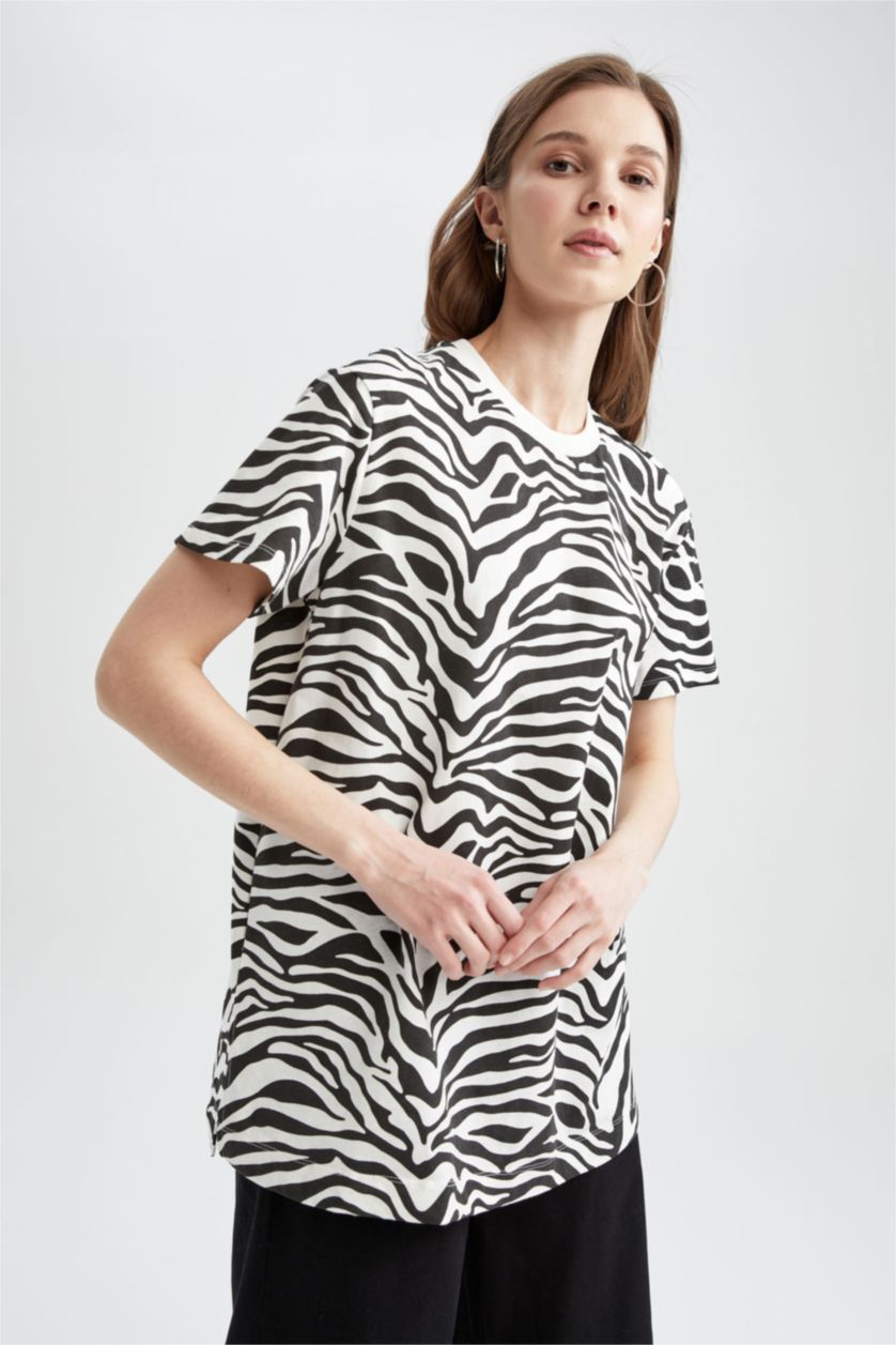 FEMME Blanc T-shirt tunique à manches courtes à motif zébré Relax Fit