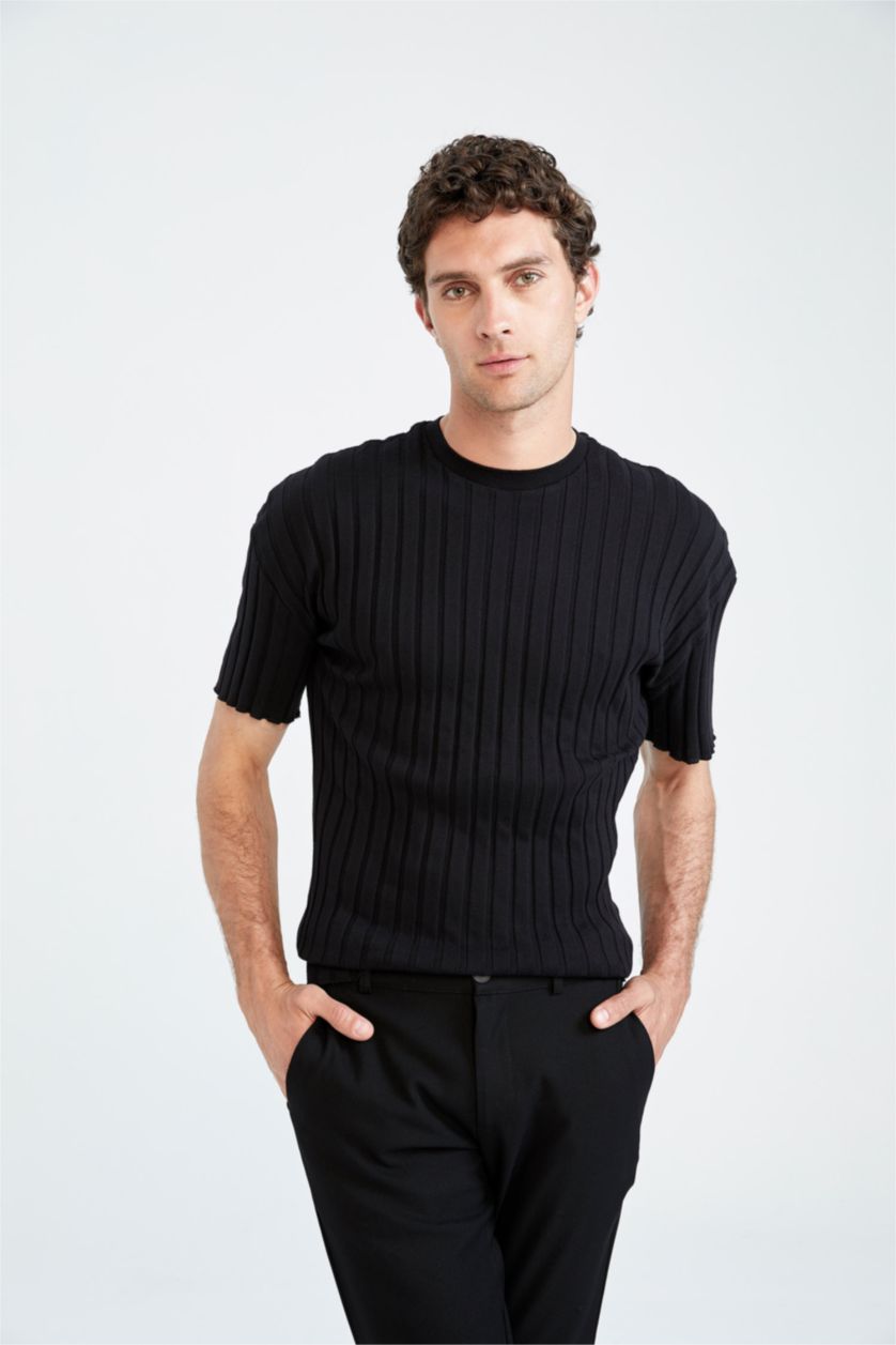 MAN Black Oversize Fit Crew Neck Line Textured Short Sleeve Knitwear T-Shirt