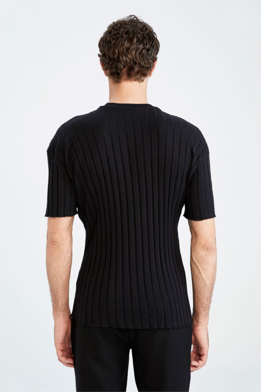 MAN Black Oversize Fit Crew Neck Line Textured Short Sleeve Knitwear T-Shirt