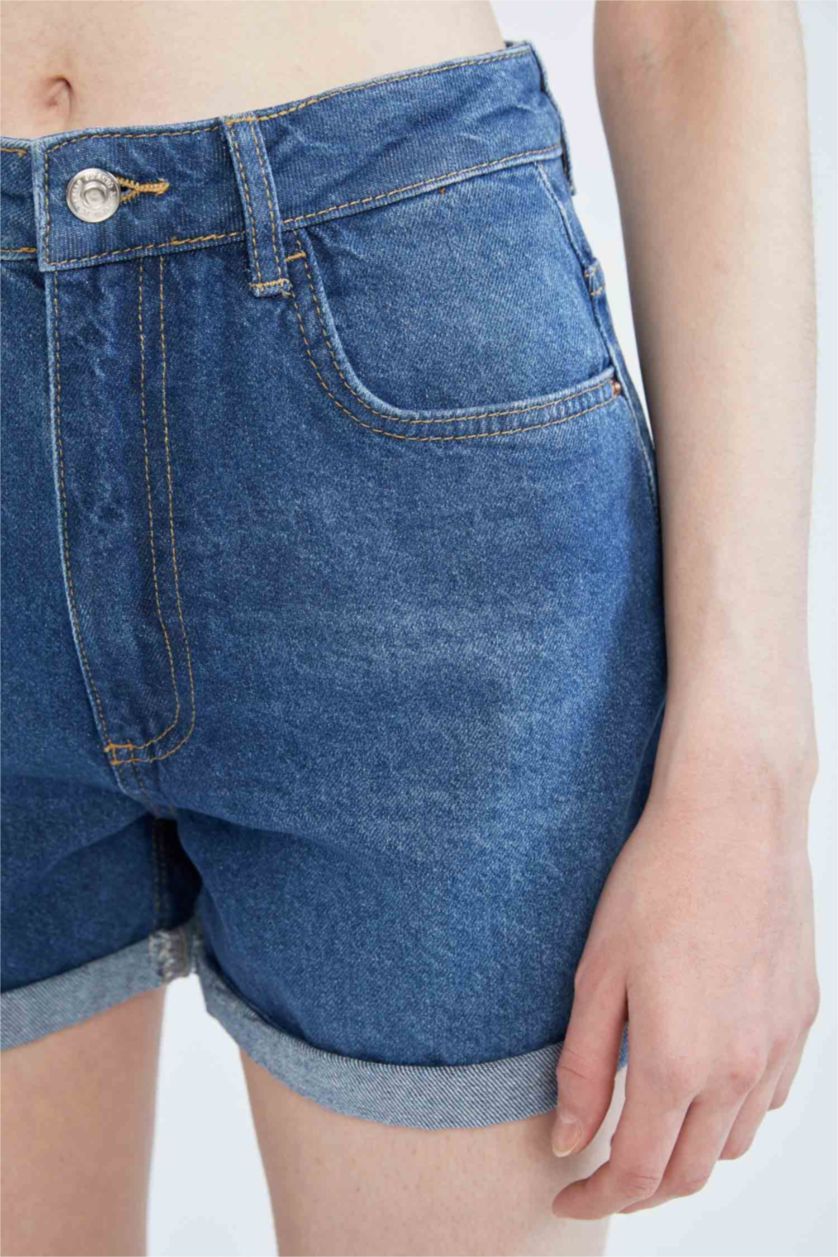 FEMME Bleu Mini short en jean coupe mom