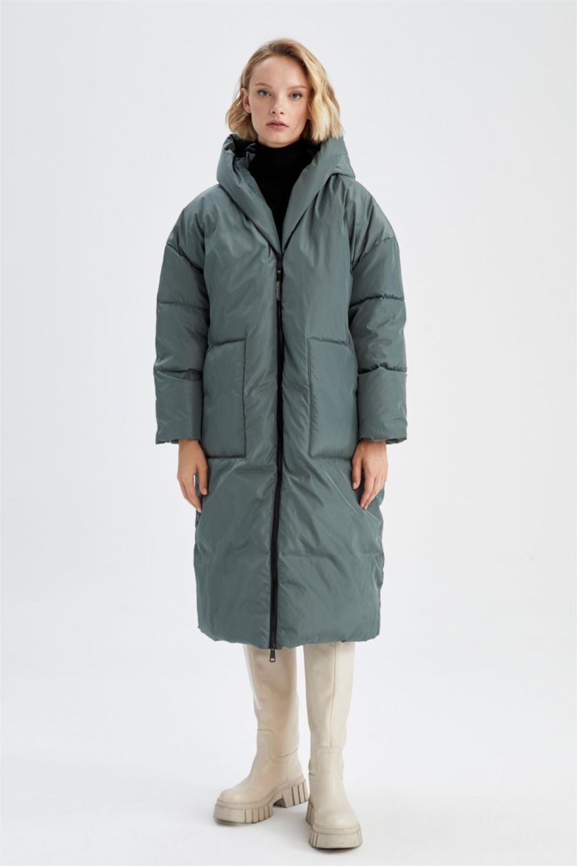 Kadın Koyu Yeşil Relax Fıt Kapüşonlu Parka