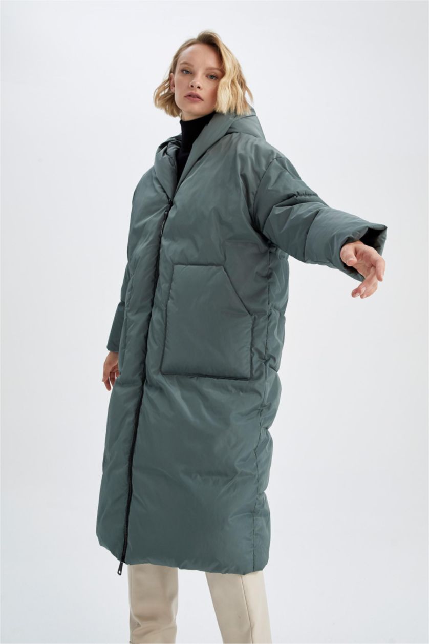 Kadın Koyu Yeşil Relax Fıt Kapüşonlu Parka