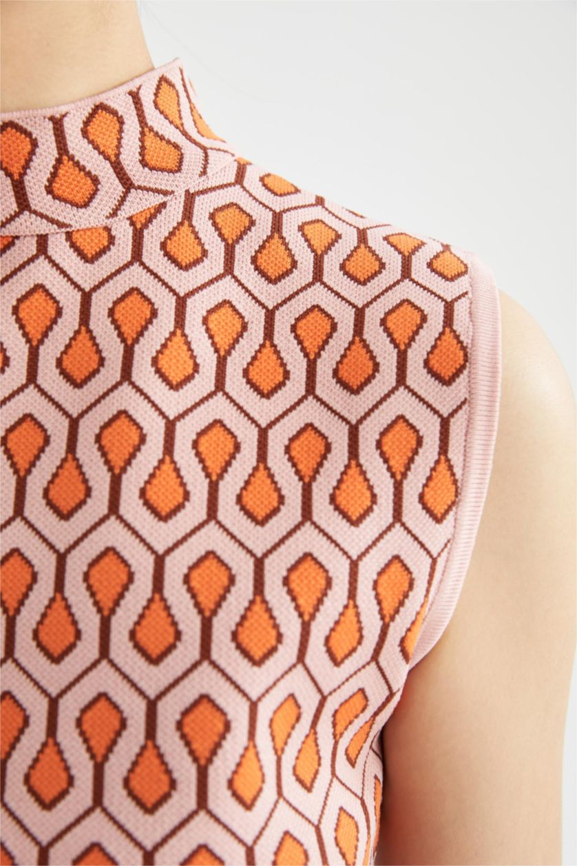 نساء وردي تي شيرت كروب بدون أكمام بقصة عادية بياقة مدورة