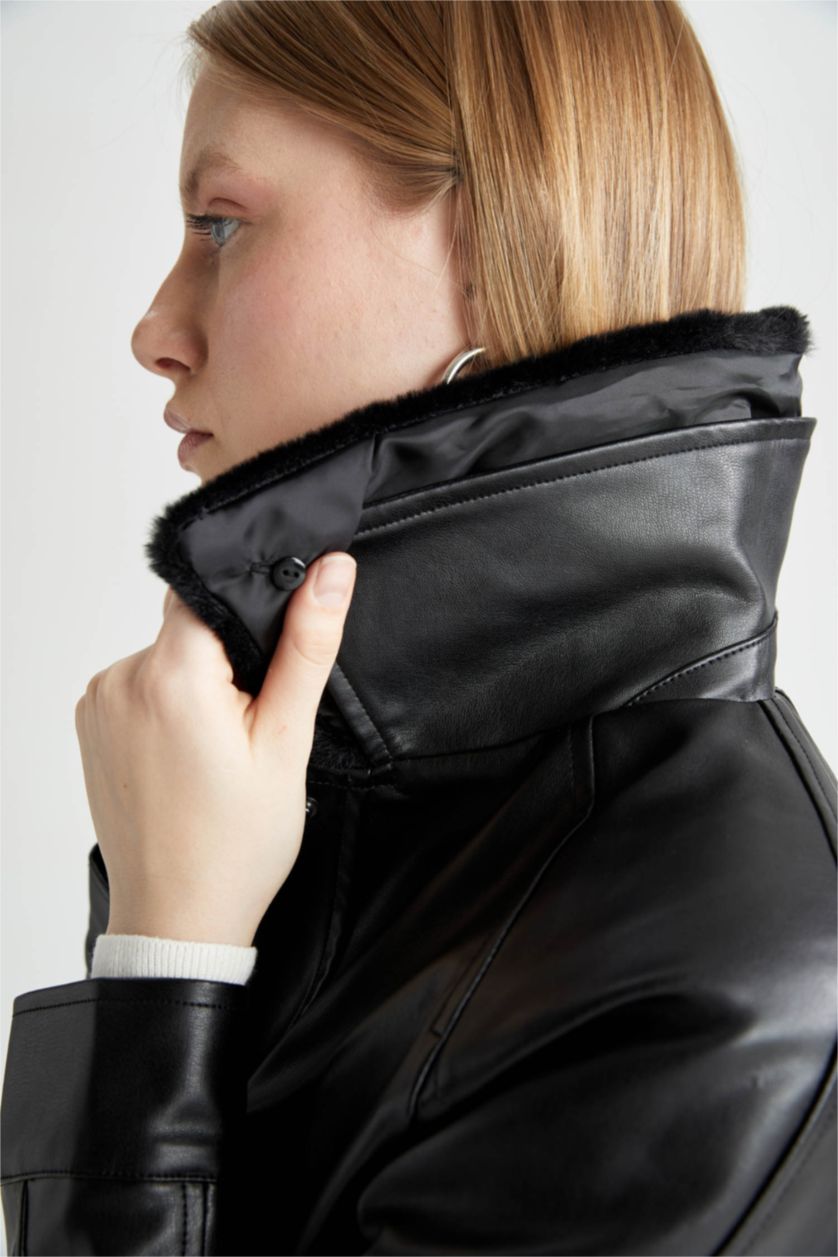 نساء أسود جاكيت جلد صناعي قصة عادية