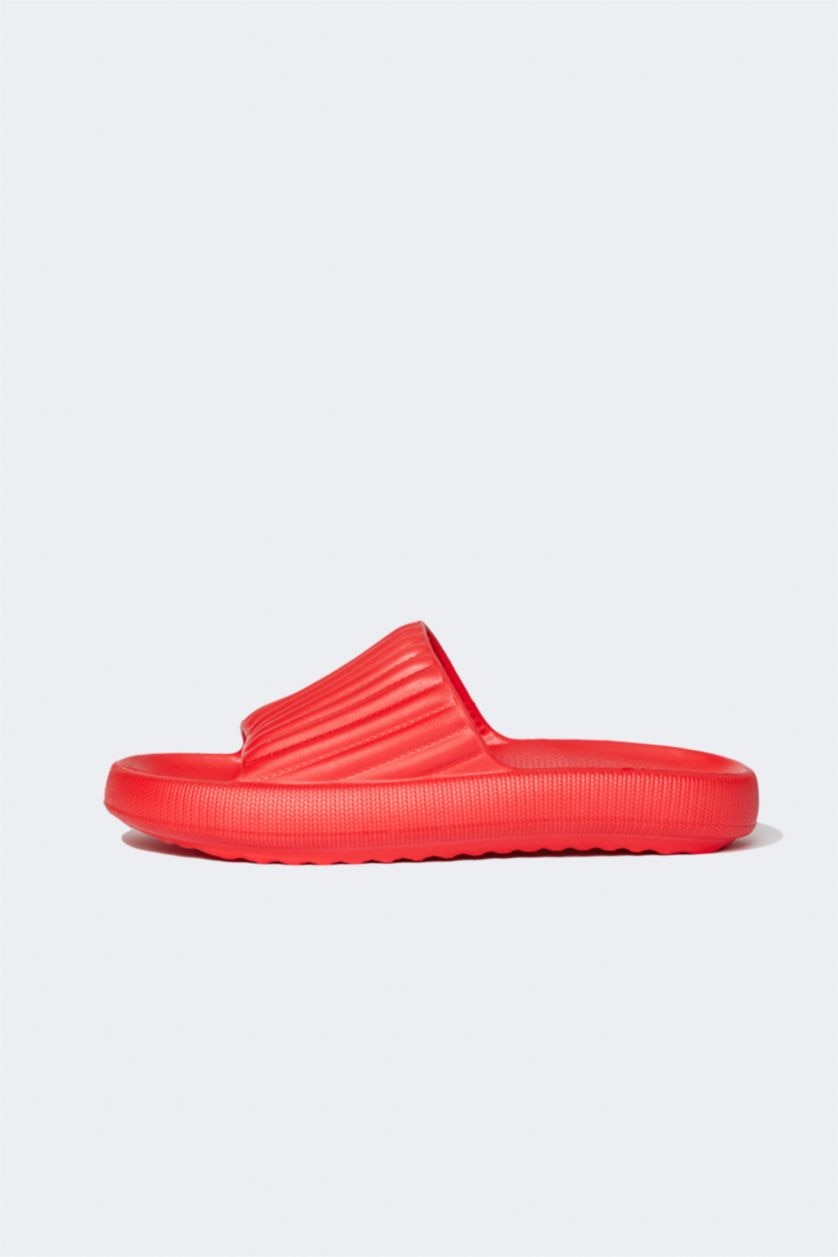 WOMAN Red Thick Sole Slippers