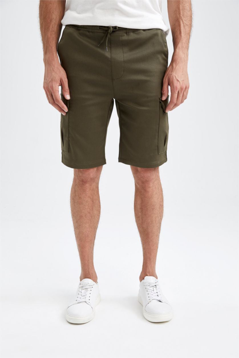 HOMME Kaki Short Bermuda à coupe régulière