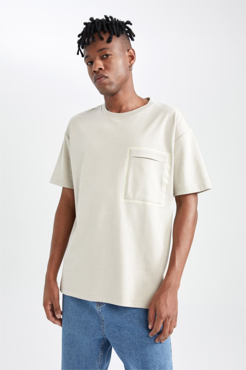 Man Stone Boxy Fit Short Sleeve One Side Pocket T-Shirt