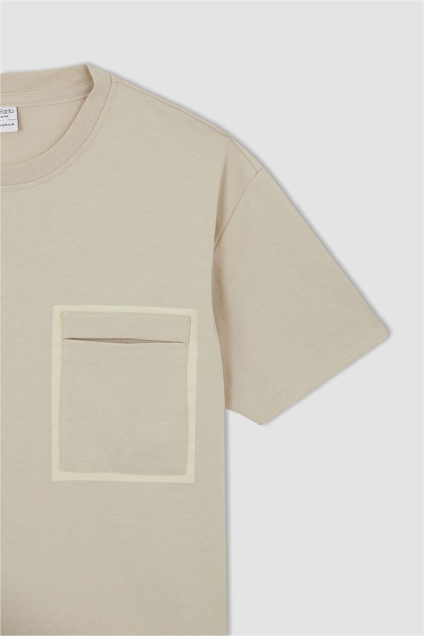 Man Stone Boxy Fit Short Sleeve One Side Pocket T-Shirt