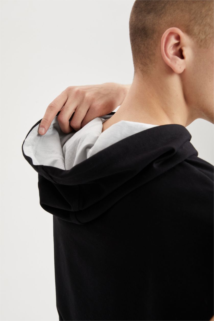 MAN Black Cool Oversize Fit Hooded Kangaroo Pocket Sleeveless T-Shirt