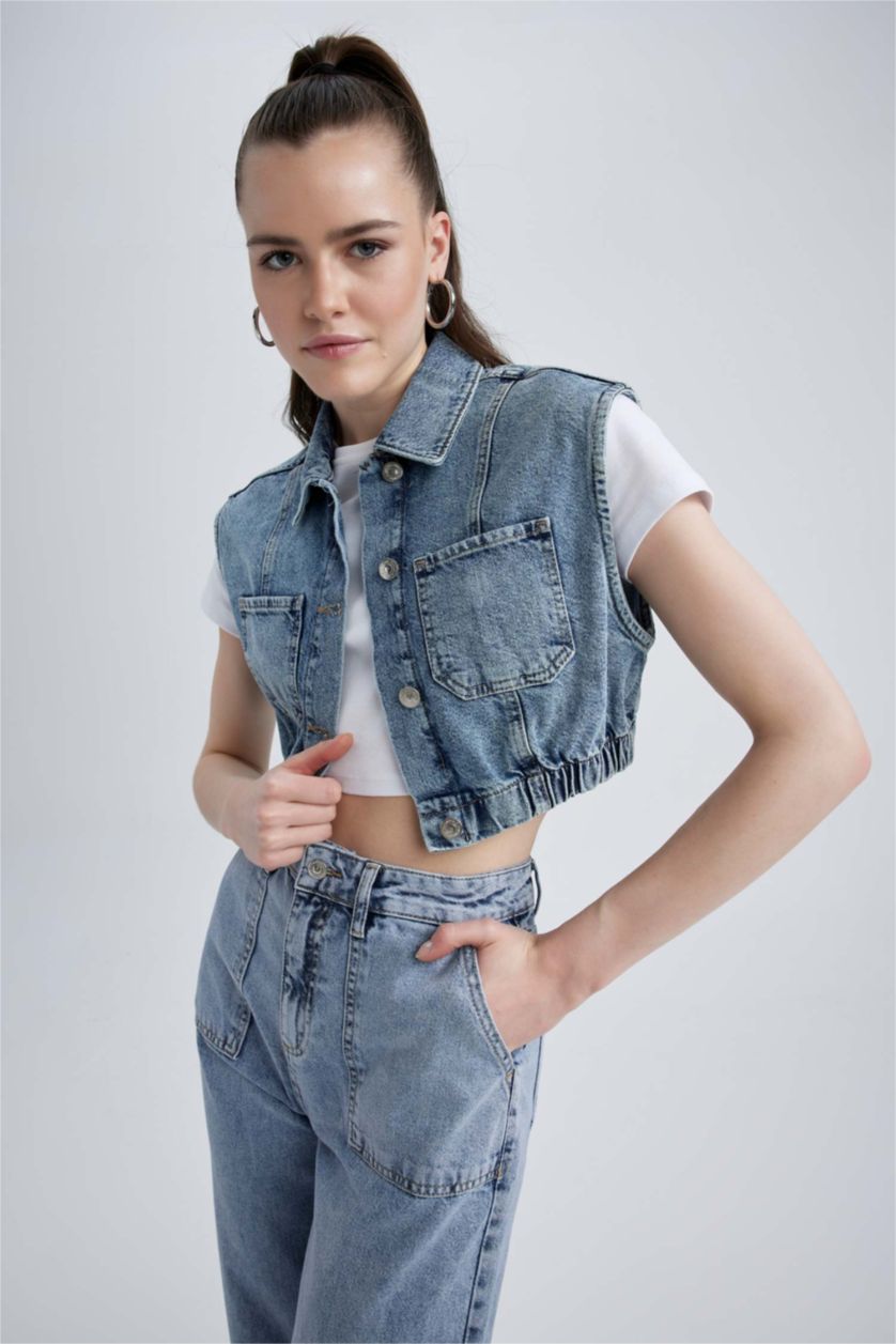 WOMAN Blue Vest