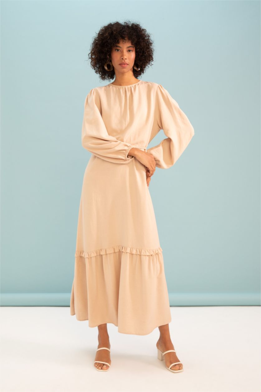FEMME Beige Robe longue en viscose à manches bouffantes et à encolure ras du cou décontractée