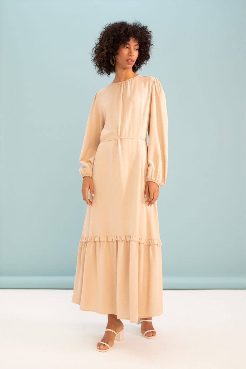 FEMME Beige Robe longue en viscose à manches bouffantes et à encolure ras du cou décontractée